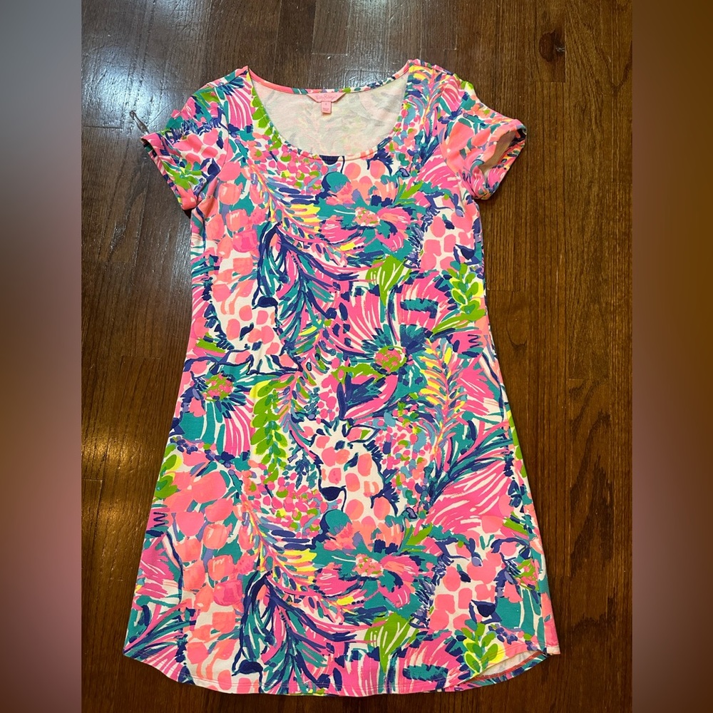 Lily Pulitzer size small short sleeve knit multicolor dress